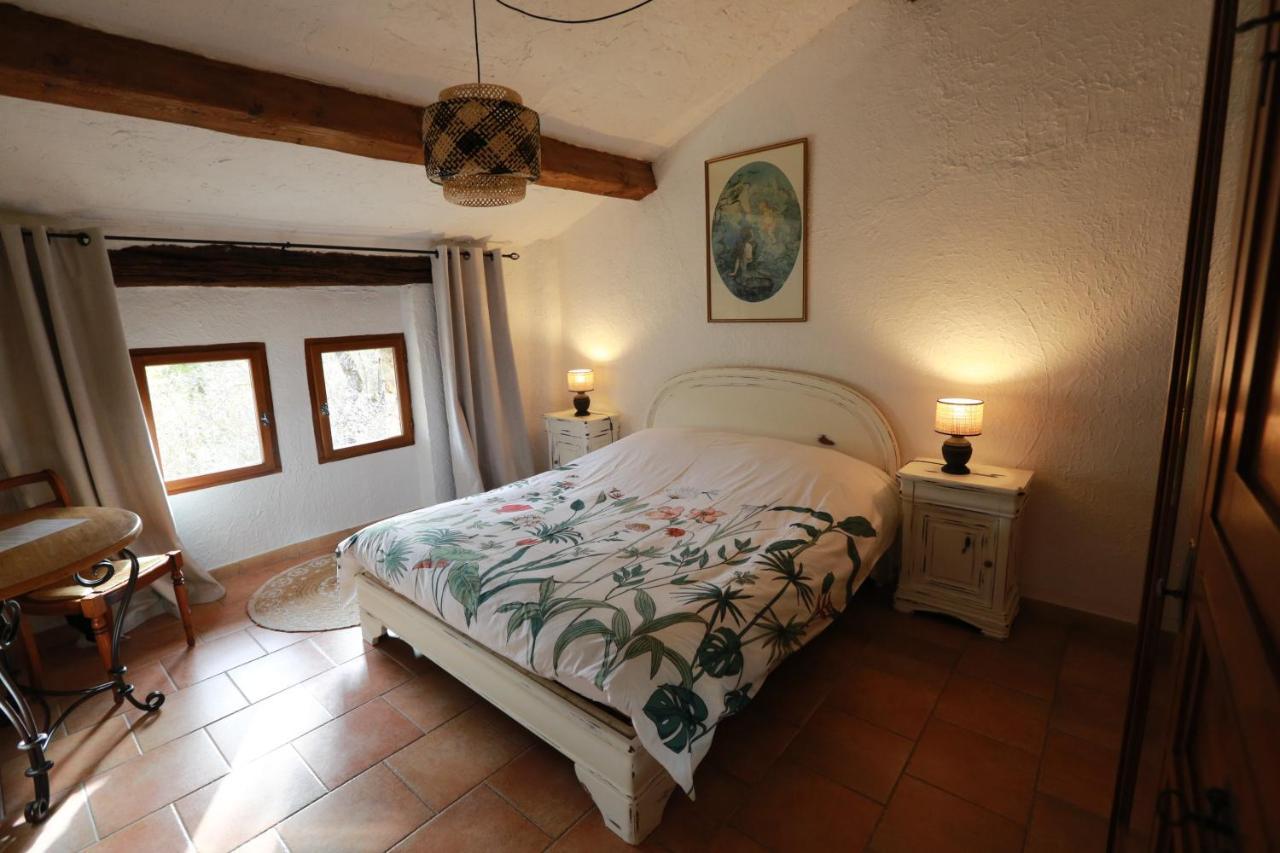 Le Priolat Des Anges Aux Portes Des Gorges Du Verdon 特雷格昂塞 外观 照片