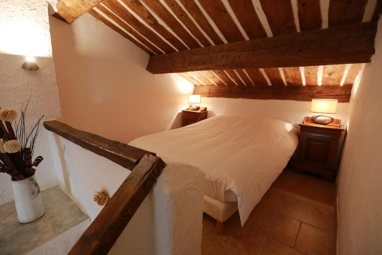 Le Priolat Des Anges Aux Portes Des Gorges Du Verdon 特雷格昂塞 外观 照片