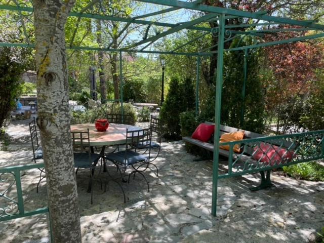 Le Priolat Des Anges Aux Portes Des Gorges Du Verdon 特雷格昂塞 外观 照片